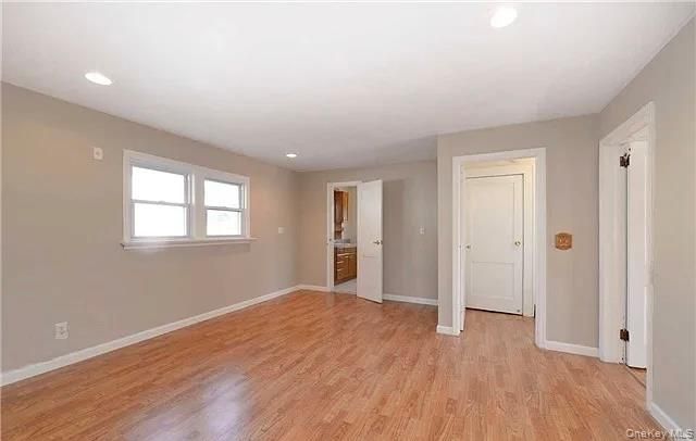 2 Elm Street, Glen Head, NY 11545