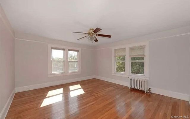 2 Elm Street, Glen Head, NY 11545