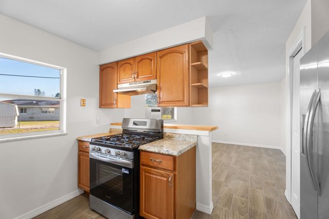 303 Essex Drive, Fort Pierce, FL 34946