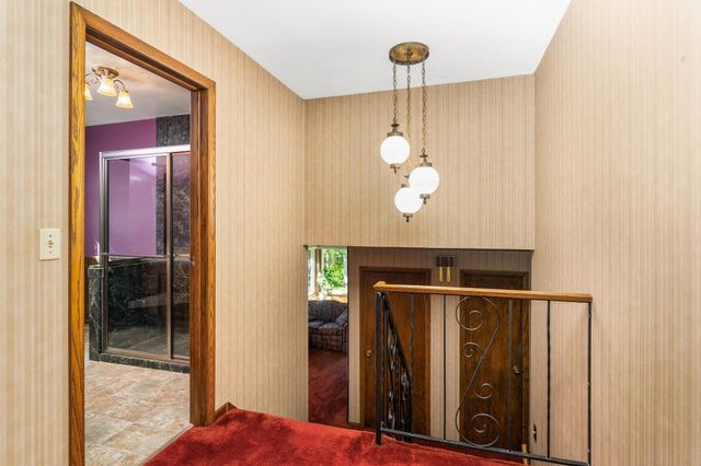 5731 Sunburst Drive, Duluth, MN 55810