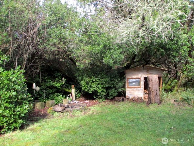 160 S Port Loop SW, Ocean Shores, WA 98569