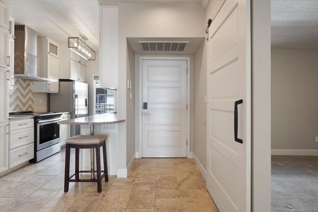 1325 Park Avenue SW APT 307, Albuquerque, NM 87102