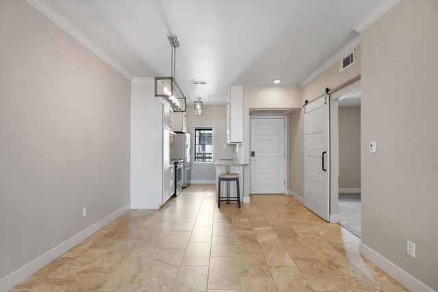 1325 Park Avenue SW APT 307, Albuquerque, NM 87102