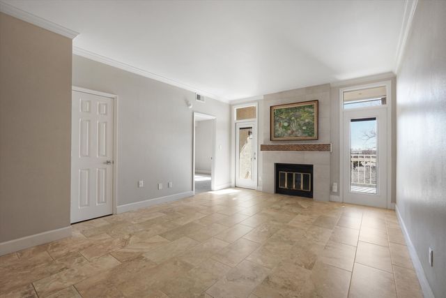 1325 Park Avenue SW APT 307, Albuquerque, NM 87102