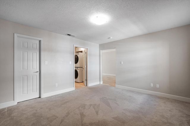 1325 Park Avenue SW APT 307, Albuquerque, NM 87102