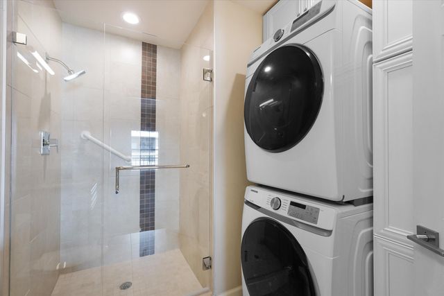 1325 Park Avenue SW APT 307, Albuquerque, NM 87102