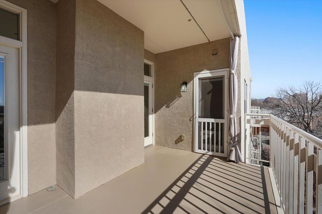 1325 Park Avenue SW APT 307, Albuquerque, NM 87102