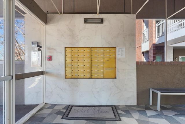 1325 Park Avenue SW APT 307, Albuquerque, NM 87102