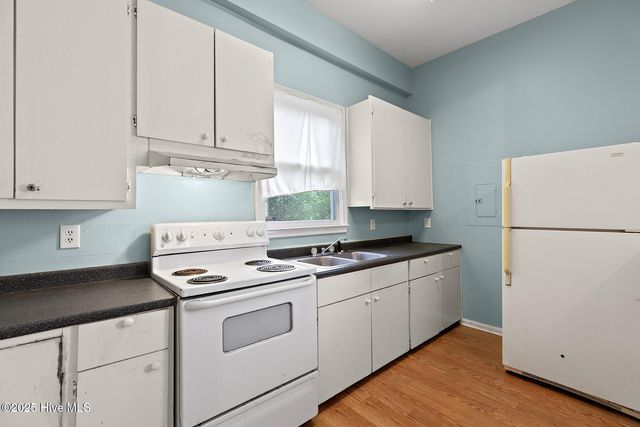 129 S 8th Street, Wilmington, NC 28401