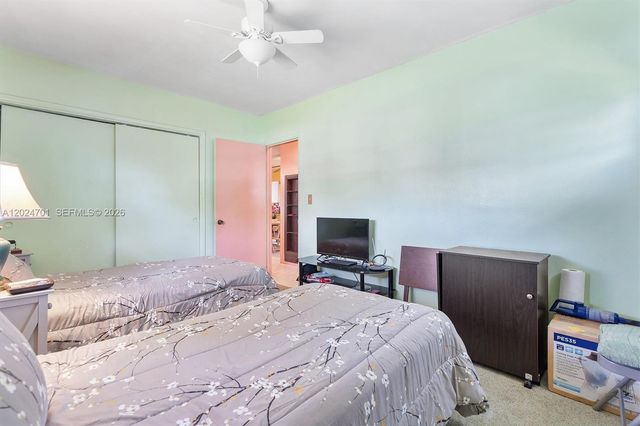 2321 Gulfstream Dr, Miramar, FL 33023