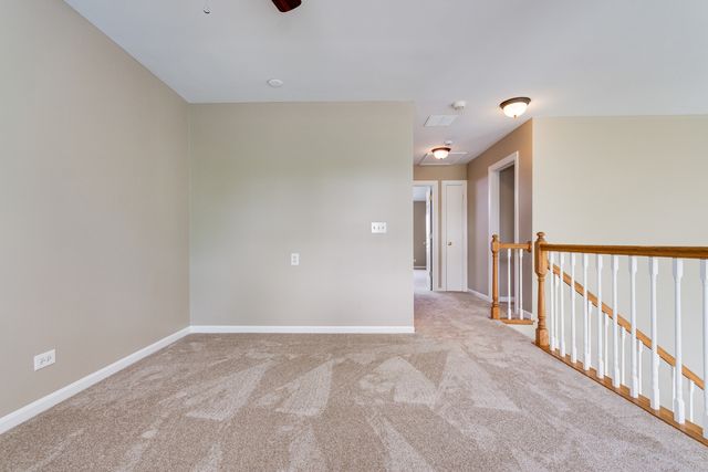 2316 Highland Court 2316, Schaumburg, IL 60194