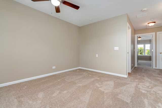 2316 Highland Court 2316, Schaumburg, IL 60194
