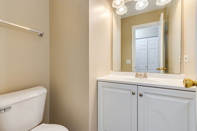 2316 Highland Court 2316, Schaumburg, IL 60194