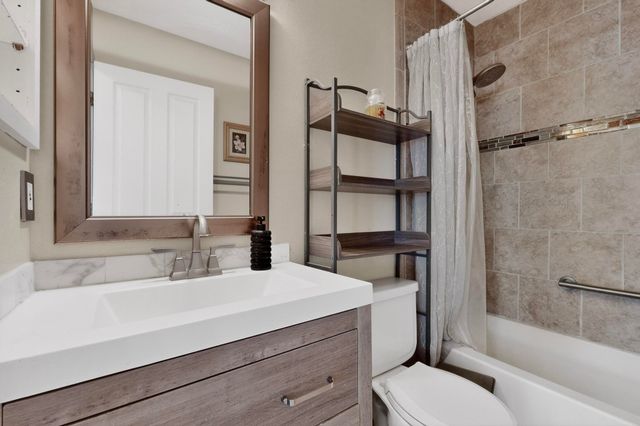 1793 Ira Drive NE, Rio Rancho, NM 87144