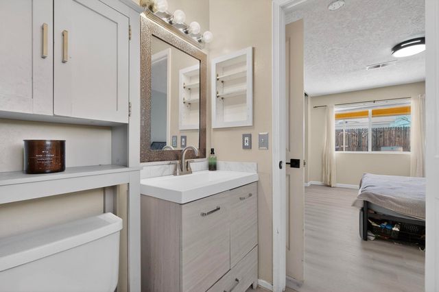 1793 Ira Drive NE, Rio Rancho, NM 87144