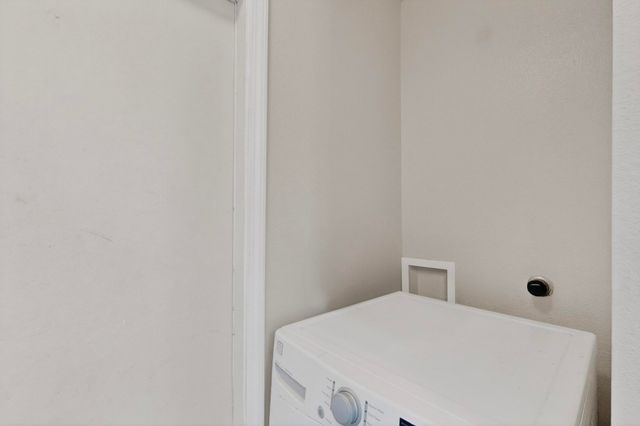 1793 Ira Drive NE, Rio Rancho, NM 87144