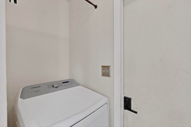 1793 Ira Drive NE, Rio Rancho, NM 87144