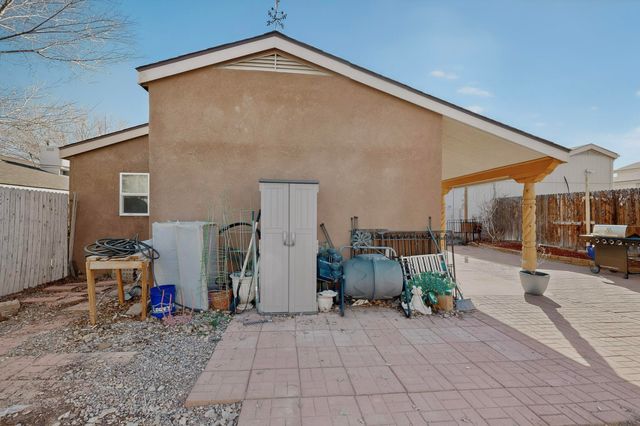 1793 Ira Drive NE, Rio Rancho, NM 87144