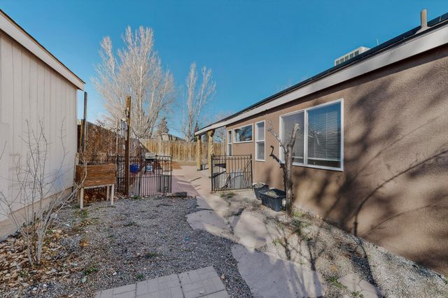 1793 Ira Drive NE, Rio Rancho, NM 87144