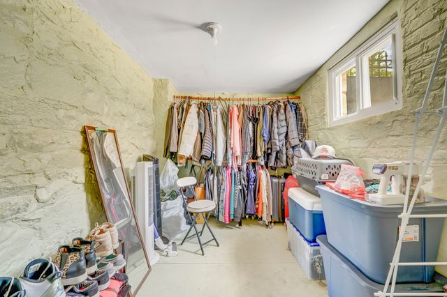 2530 N Neva Avenue, Chicago, IL 60707