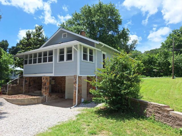 103 S 71st West Avenue, Tulsa, OK 74127