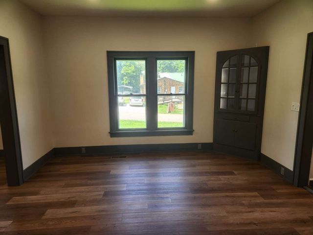 103 S 71st West Avenue, Tulsa, OK 74127
