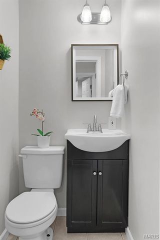 6023 Elizabeth Avenue, St Louis, MO 63139