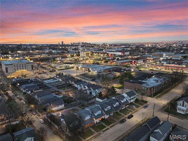 6023 Elizabeth Avenue, St Louis, MO 63139