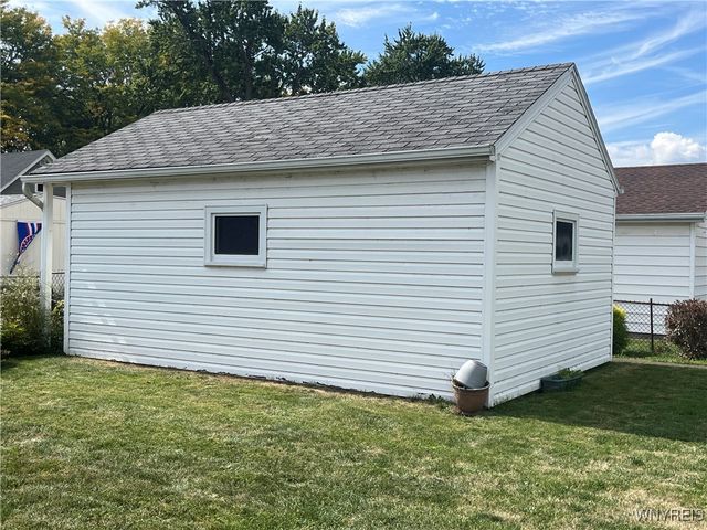 2457 Linwood Avenue, Niagara Falls, NY 14305