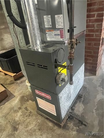 2457 Linwood Avenue, Niagara Falls, NY 14305