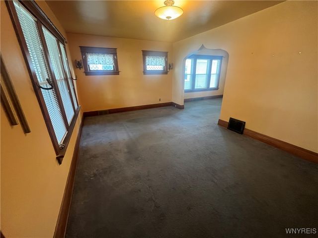 2457 Linwood Avenue, Niagara Falls, NY 14305