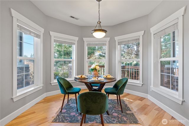 2011 Sumner Tapps Highway E, Bonney Lake, WA 98391