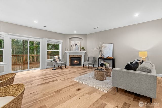 2011 Sumner Tapps Highway E, Bonney Lake, WA 98391