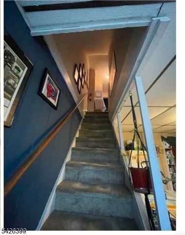 194 Washington St, Rocky Hill Boro, NJ 08553