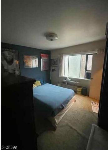 194 Washington St, Rocky Hill Boro, NJ 08553