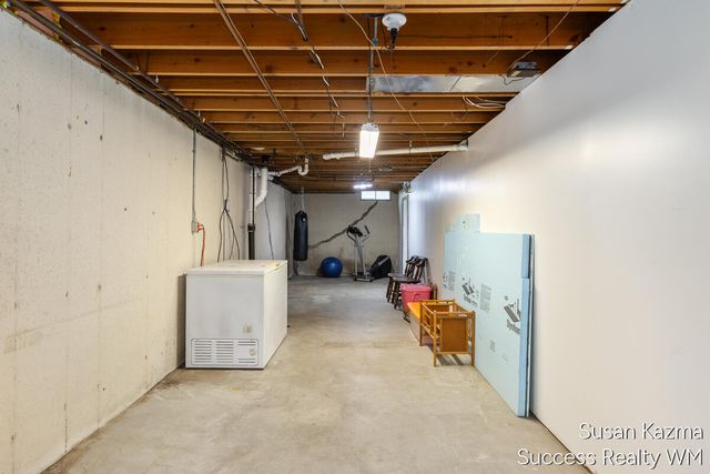 4425 Lucas Drive, Grandville, MI 49418