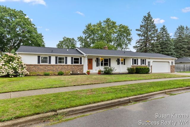 4425 Lucas Drive, Grandville, MI 49418