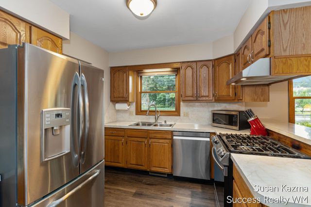 4425 Lucas Drive, Grandville, MI 49418