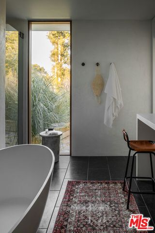 6708 Wildlife Road, Malibu, CA 90265