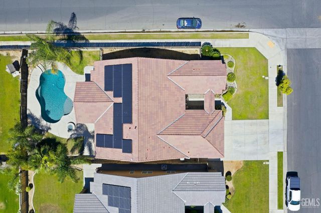 10819 Cypress Falls Avenue, Bakersfield, CA 93312