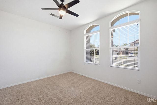 10819 Cypress Falls Avenue, Bakersfield, CA 93312