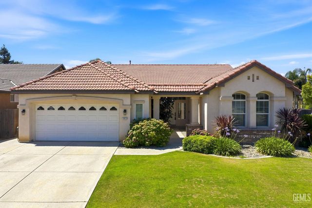 10819 Cypress Falls Avenue, Bakersfield, CA 93312
