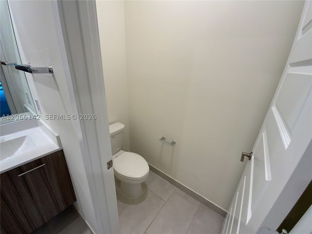 4683 NW 83rd Path, Doral, FL 33166