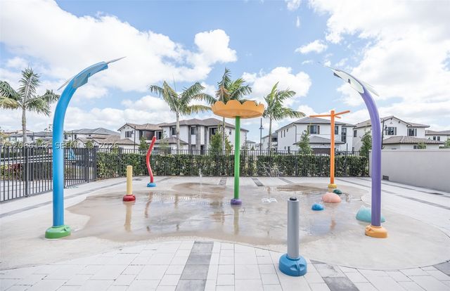 4683 NW 83rd Path, Doral, FL 33166