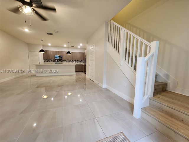 4683 NW 83rd Path, Doral, FL 33166