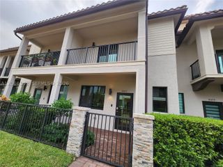 4683 NW 83rd Path, Doral, FL 33166