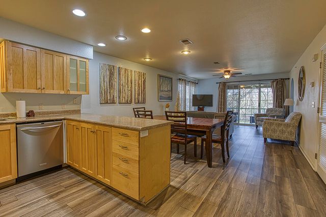 175 W Rockford Drive 2, Branson, MO 65616