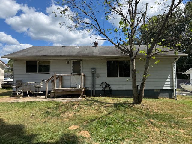 1481 Meadow Brook Road, Vanceburg, KY 41179