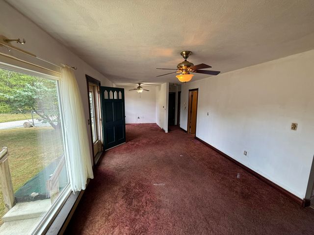 1481 Meadow Brook Road, Vanceburg, KY 41179