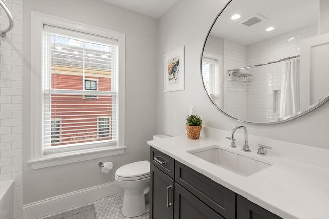 26 Chandler Street 26, Somerville, MA 02144